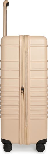 The 29-Inch Check-In Roller