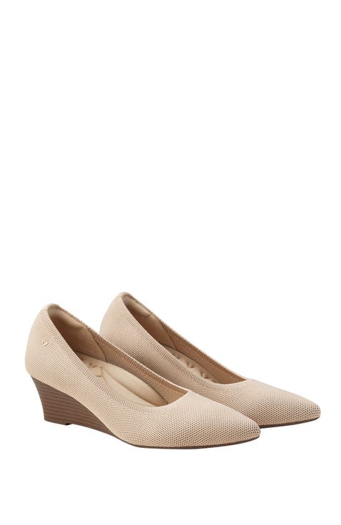 Pointed-Toe Wedge (Aria Wedge Pro)