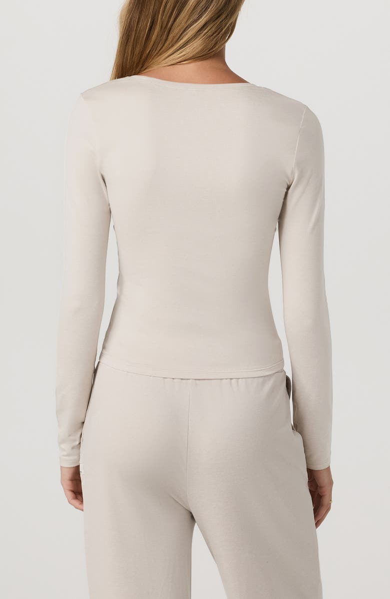 Vuori Long-Sleeve Halo Essential Scoop Top, Alternate, color, Ecru Heather