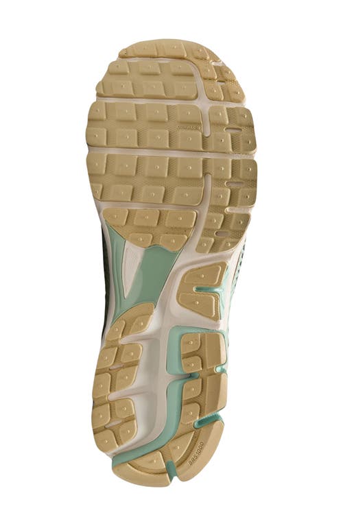 Nike Zoom Vomero 5 Se Sp Sneaker In Multi