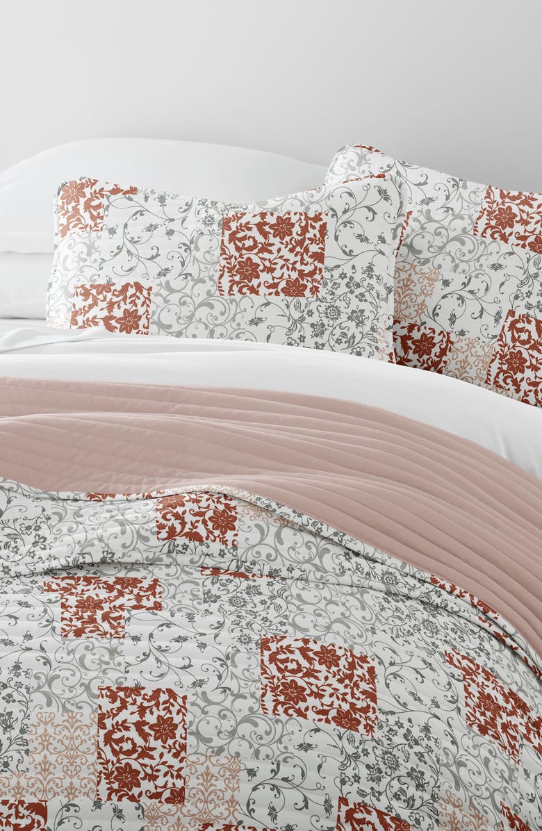 IENJOY HOME 3-Piece Scroll Print Quilt Set - Queen, Alternate, color, Blush