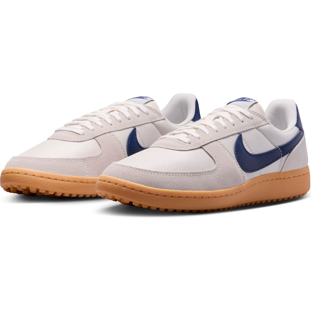 Nike Field General Sneaker