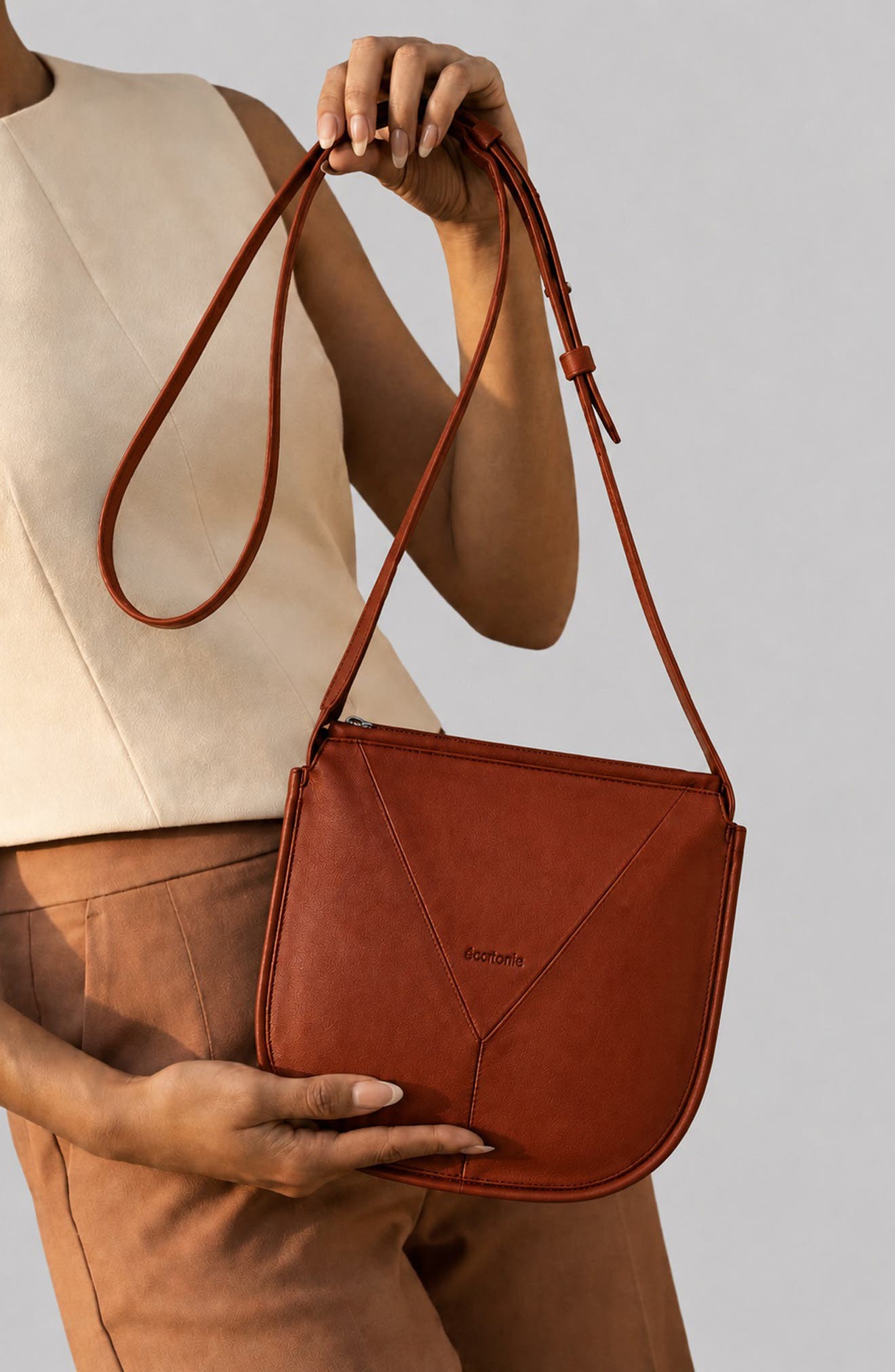 Sissy Leather Crossbody Bag, Alternate, color, RUST