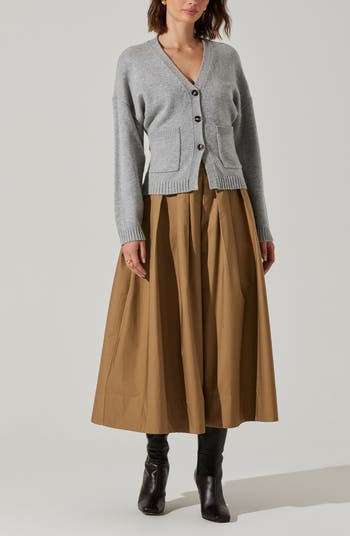 Saffi V-Neck Cardigan