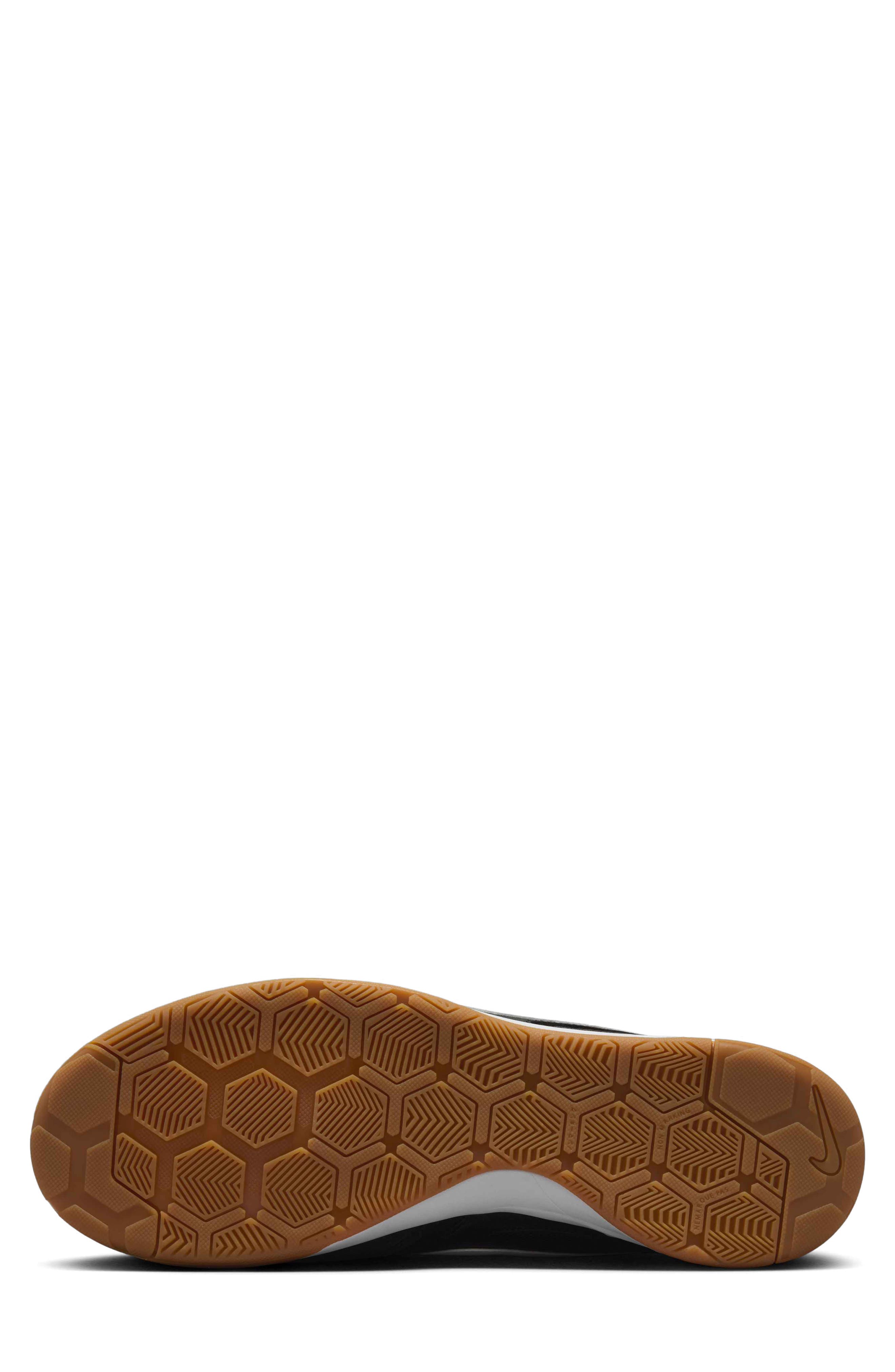 Nike Gato Soccer Sneaker, Alternate, color, 001 Black/White