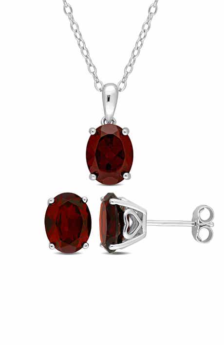 DELMAR Oval Garnet Solitaire Pendant Necklace & Stud Earrings Set