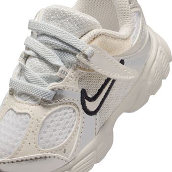 Kids' V5 RNR Sneaker