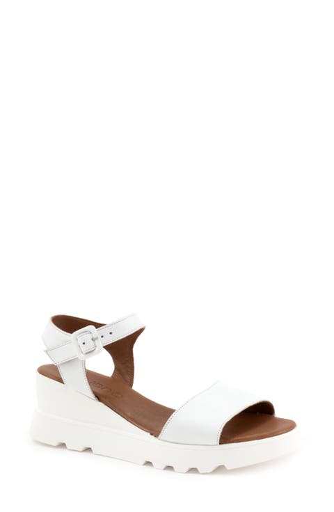 Giovanna Wedge Sandal (Women)
