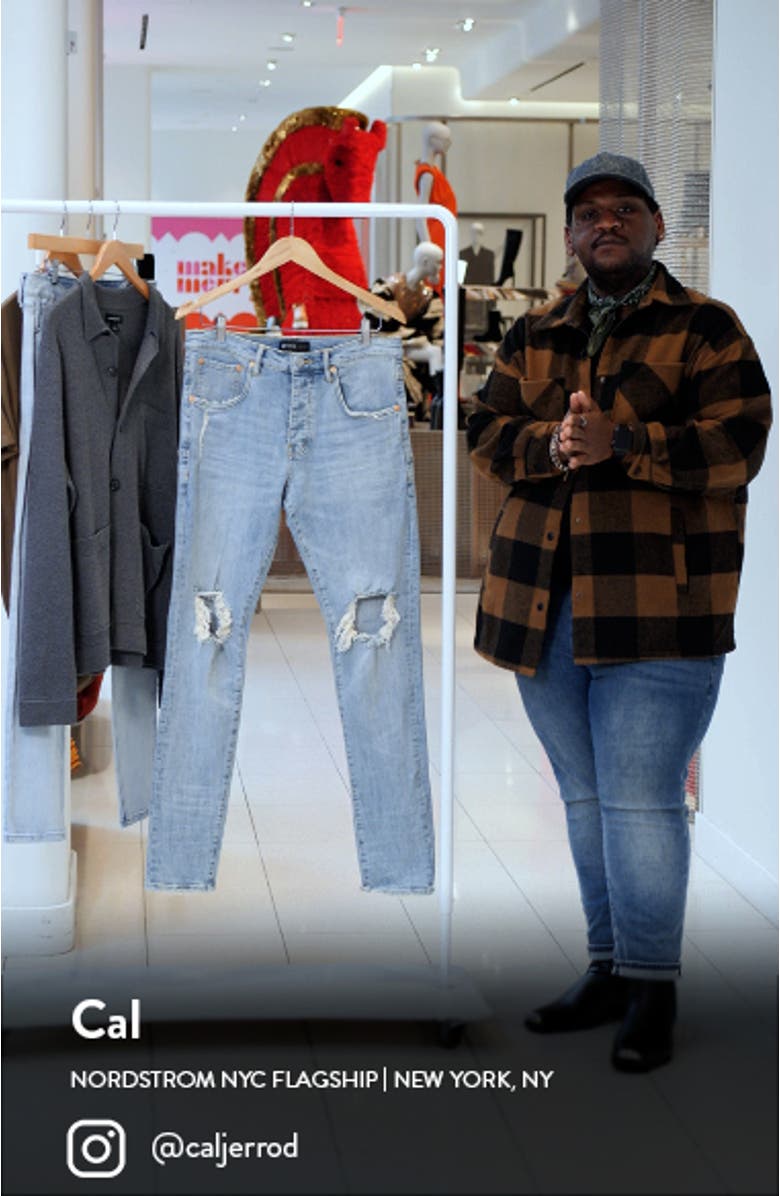 Ripped Knee Blowout Slim Jeans