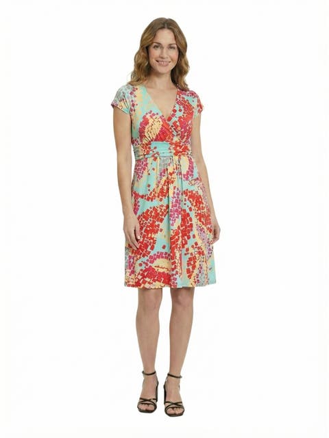 Essential Petite Mosaic V-Neck Cap Sleeve Knee Length A-Line Pocket Dress