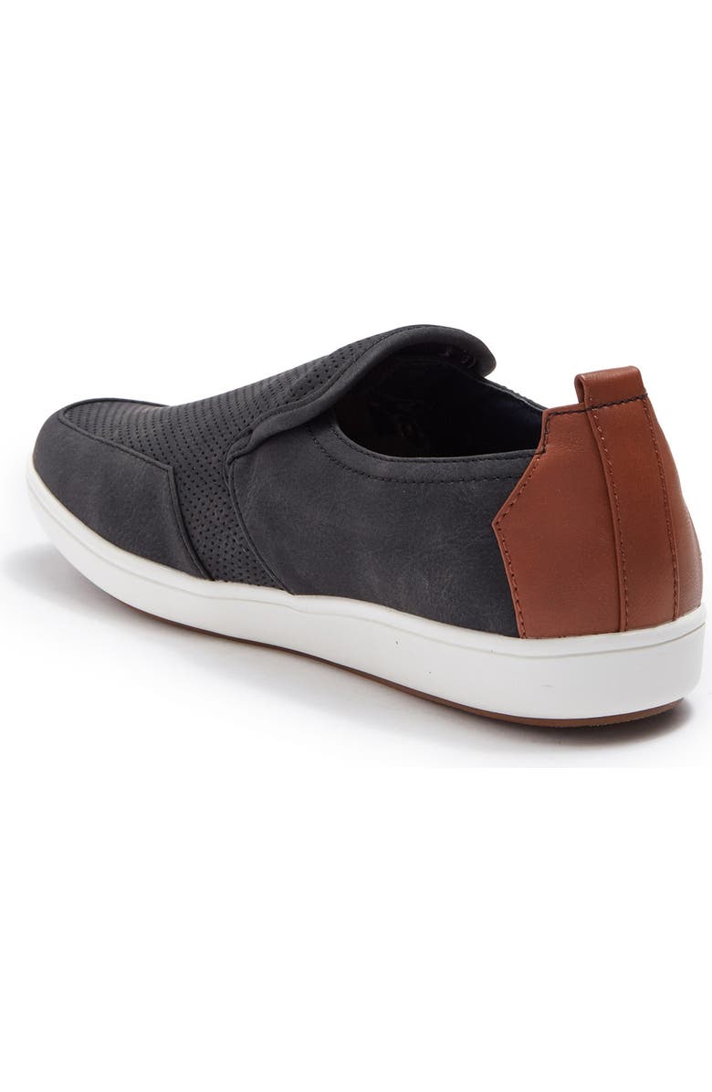 MADDEN Felixx Slip-On Sneaker, Alternate, color,
