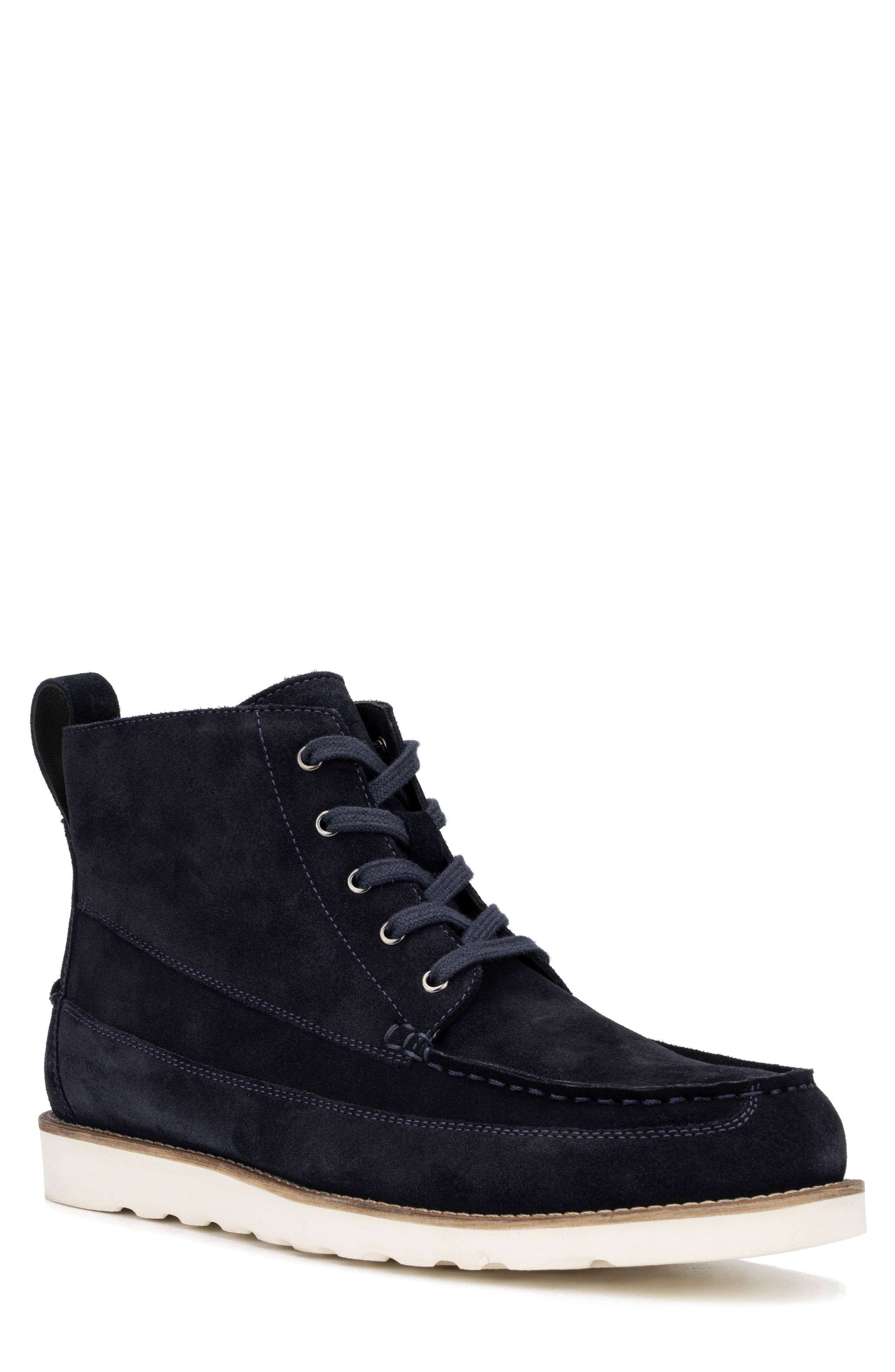 RESERVE FOOTWEAR Fritz Suede Chukka Boot