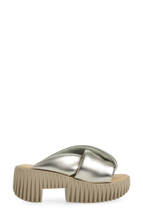 4ccccees Plia Anda Platform Sandal In Champagne