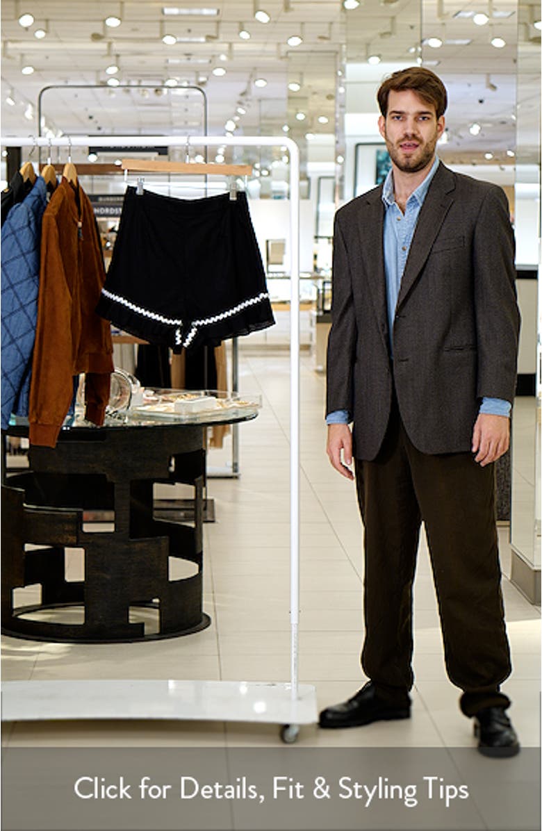 Sloane Shorts, sales video thumbnail