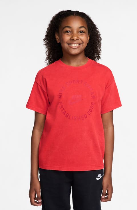 Kids' Sportswear Logo Graphic T-Shirt (Big Kid)