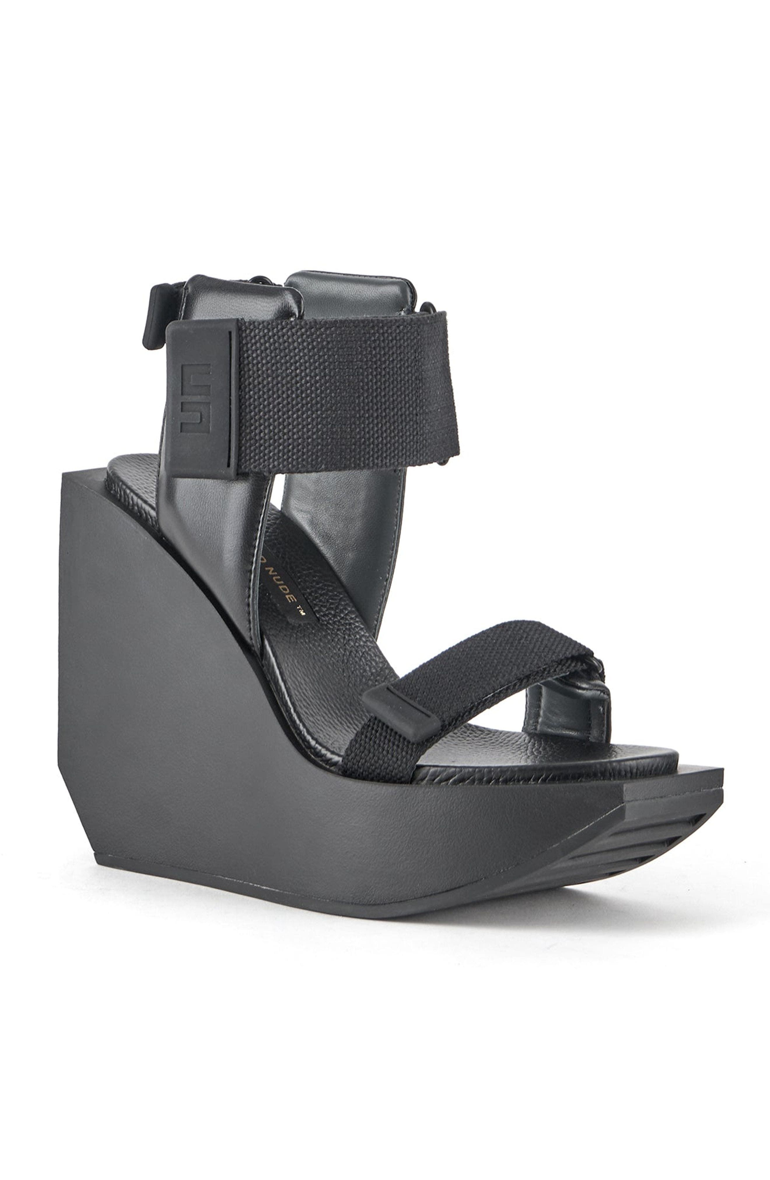 Wa Puffy Hi Pumps, Alternate, color, Black