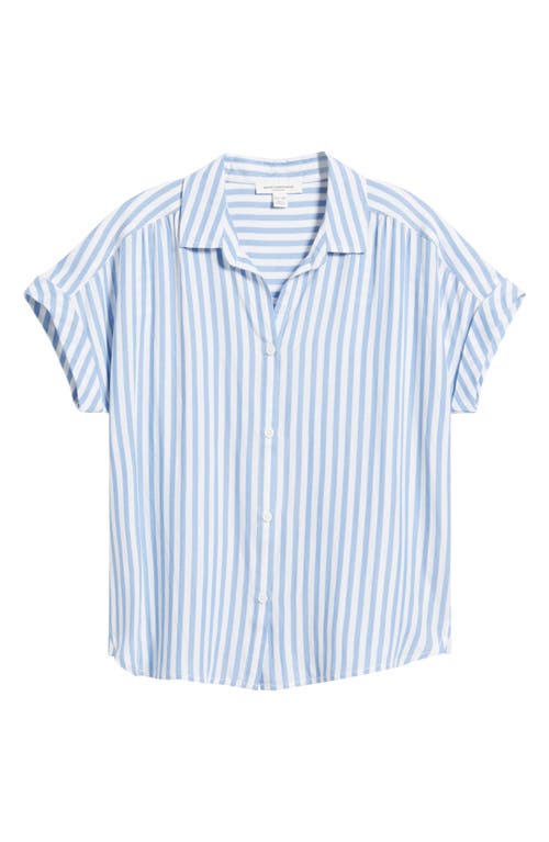 Beachlunchlounge Daria Stripe Short Sleeve Button-up Shirt In Blue Poppy