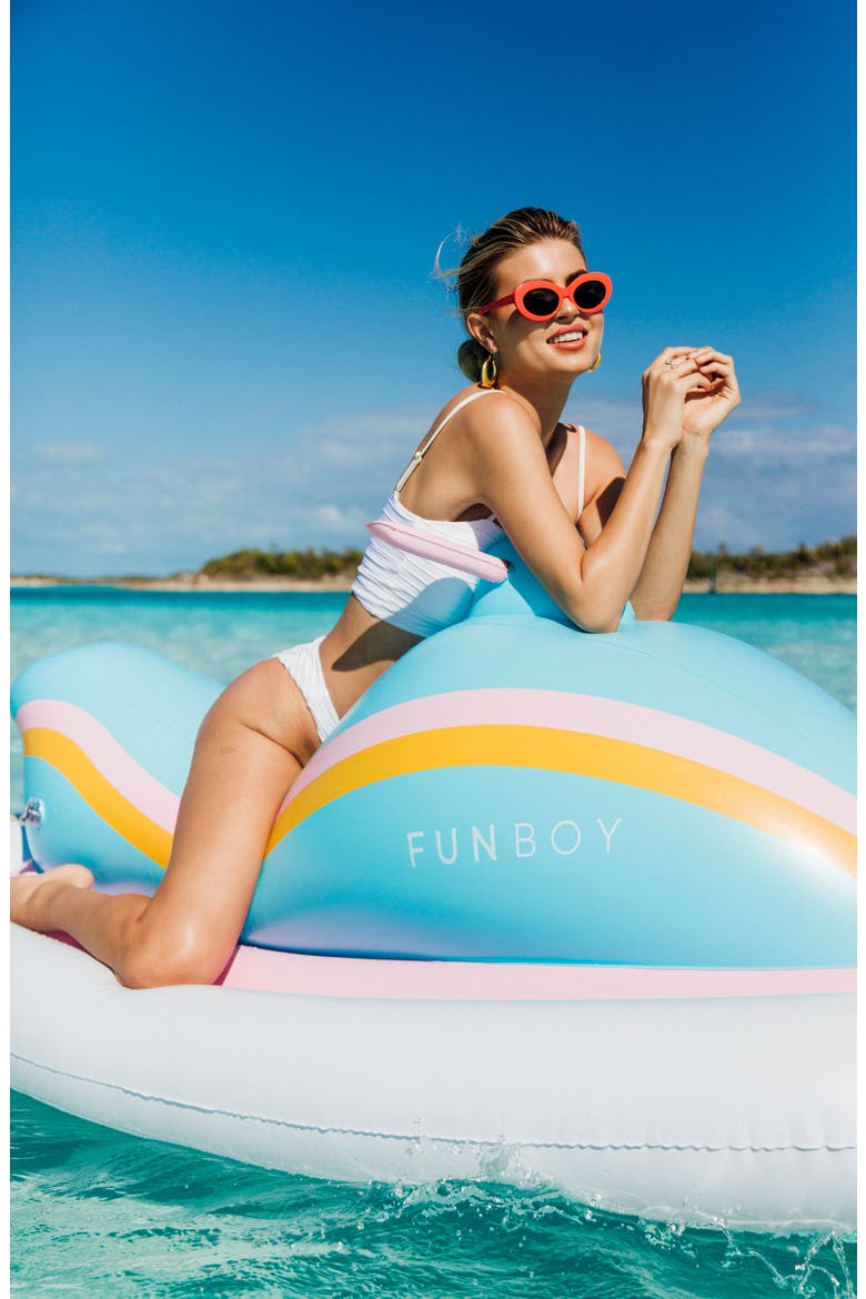 Funski Float, Alternate, color, PINK