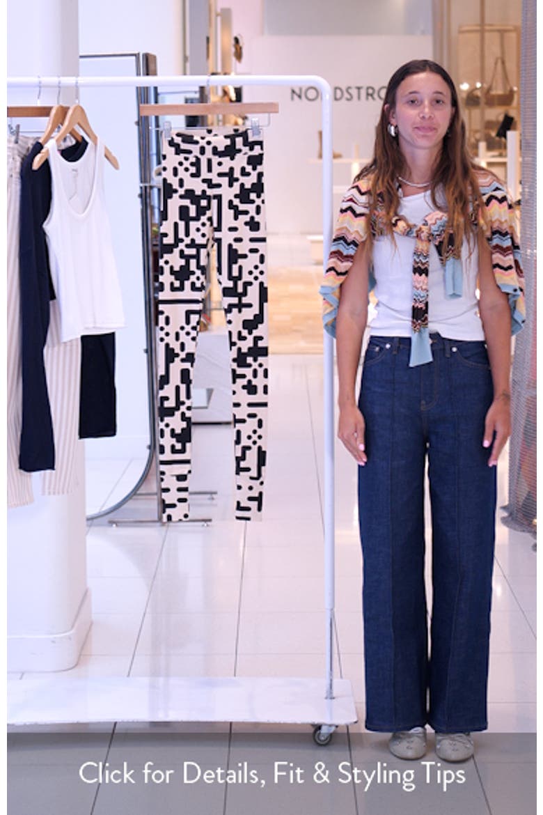 QR Code Abstract Print Leggings video