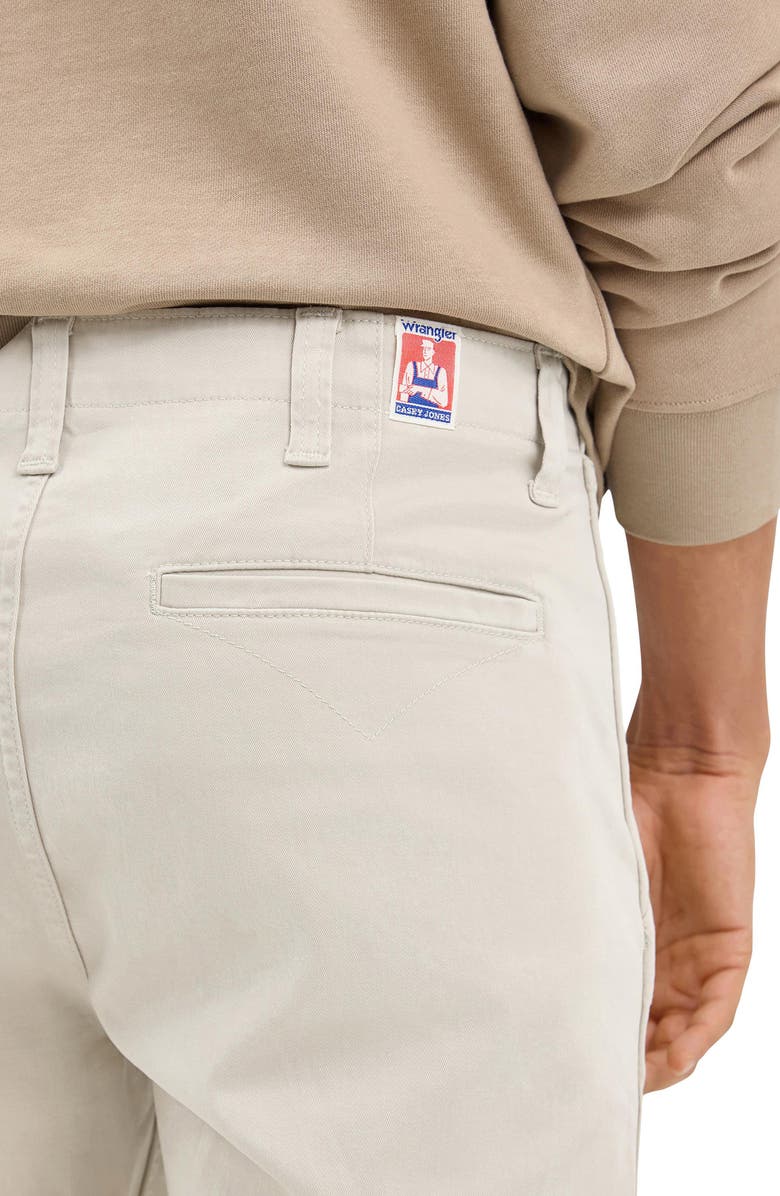 Wrangler Casey Jones Stretch Cotton Shorts, Alternate, color, Pelican