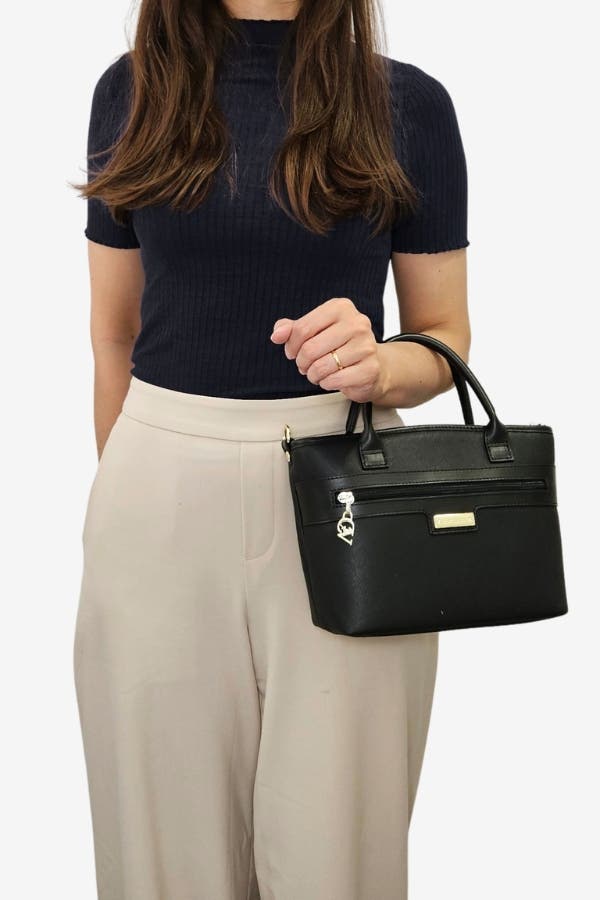 La Vie 572 Mini Handbag, Alternate, color, Black