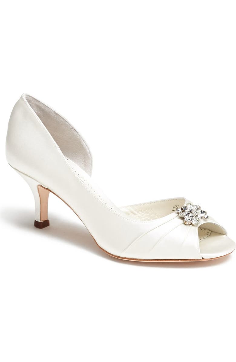 Benjamin Adams London Kitten Heel Pump, Main, color,