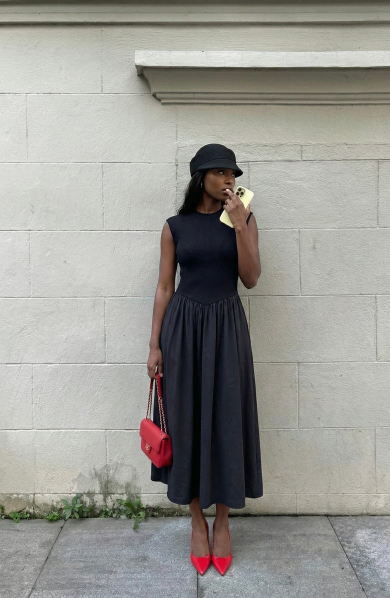 Modenaire Cap Sleeve Fitted Gathered Midi Dress, Alternate, color, Black