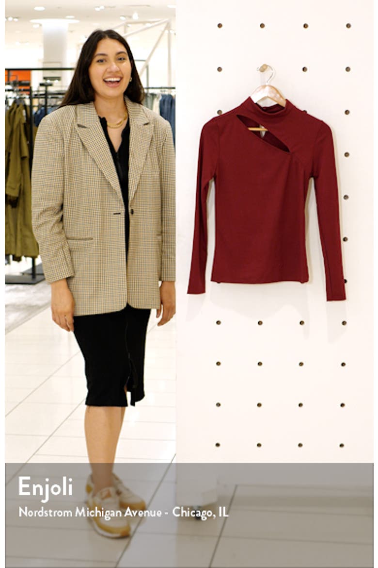 Cutout Mock Neck Knit Top video