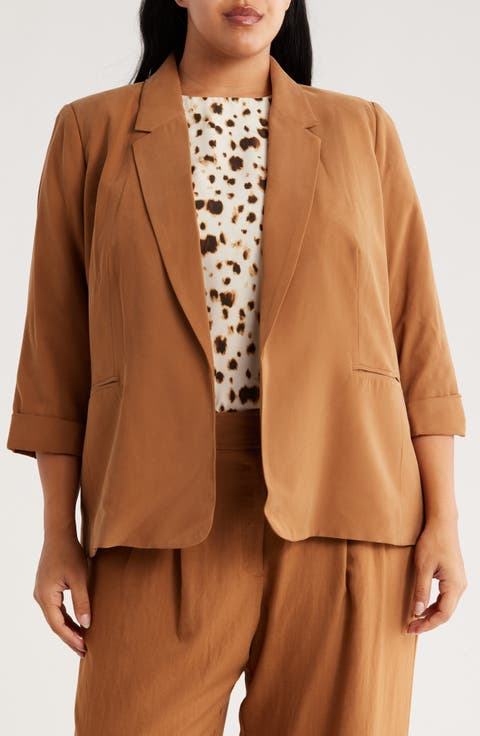 Three-Quarter Sleeve Blazer (Plus)