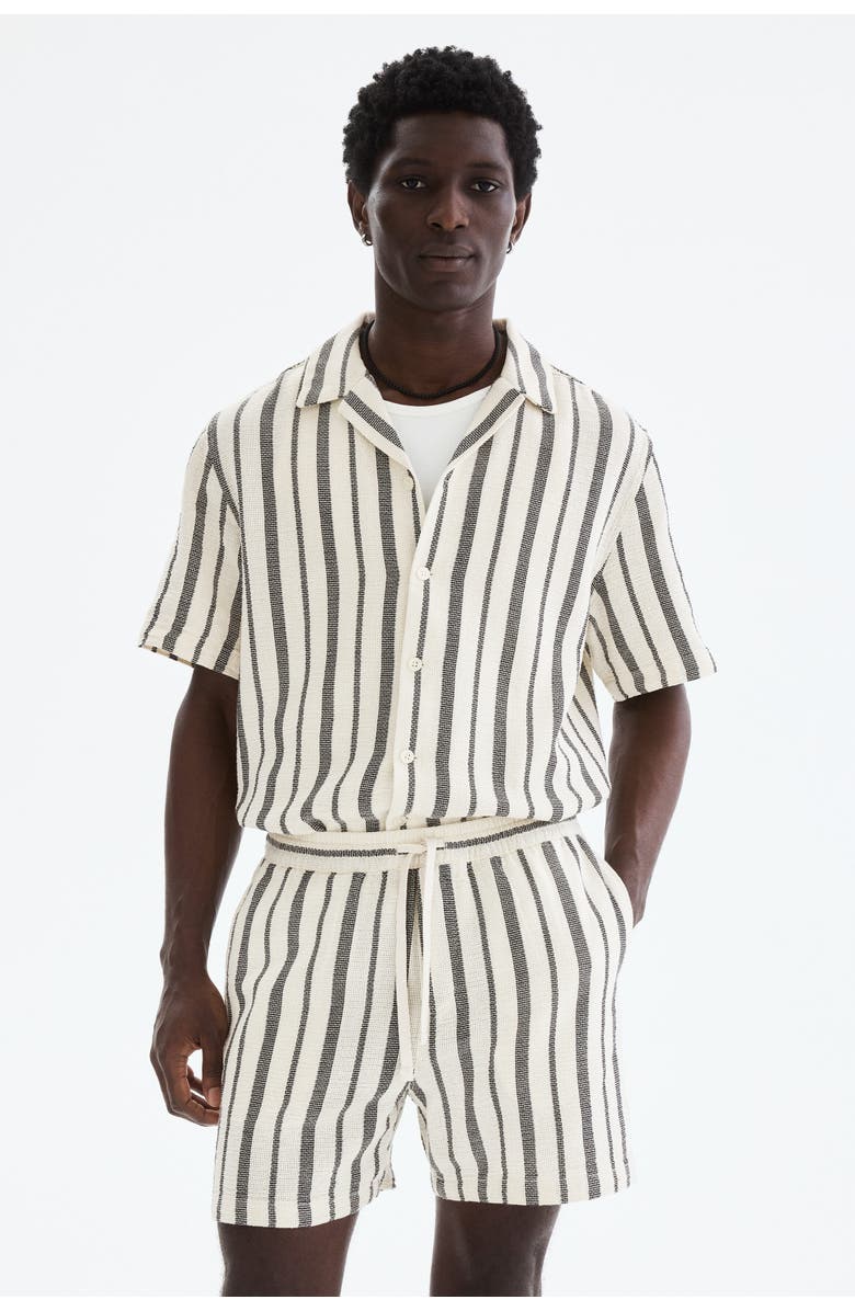 H&M Regular Fit Shorts, Alternate, color, Black/Striped