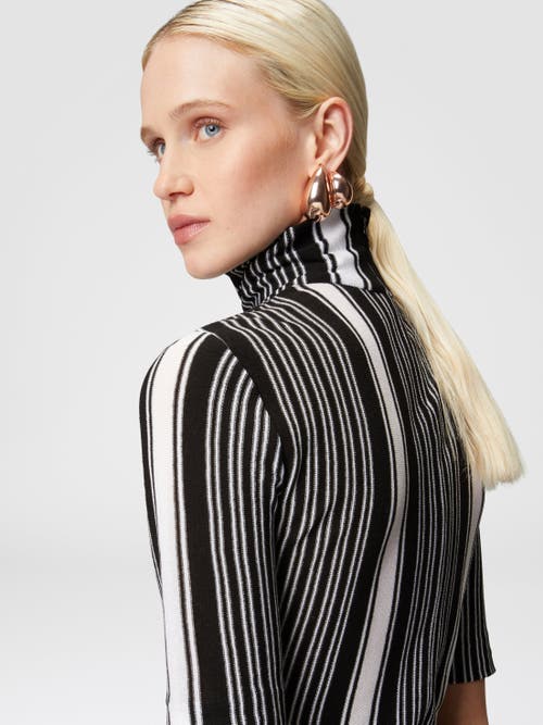 Missoni Short-sleeved Turtleneck In Striped Cotton And Viscose In Black & White