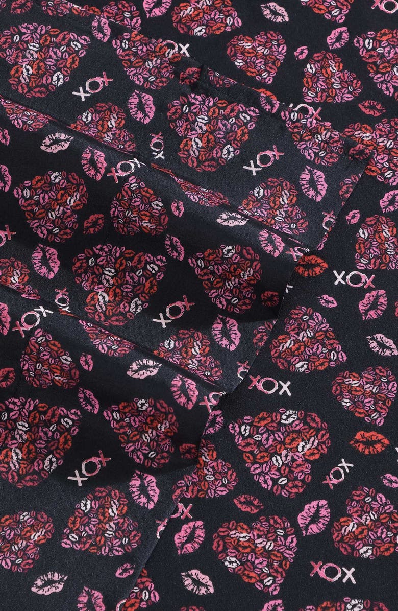 Betsey Johnson Lipstick Betsey Sheet Set, Alternate, color, Light / Medium Pink