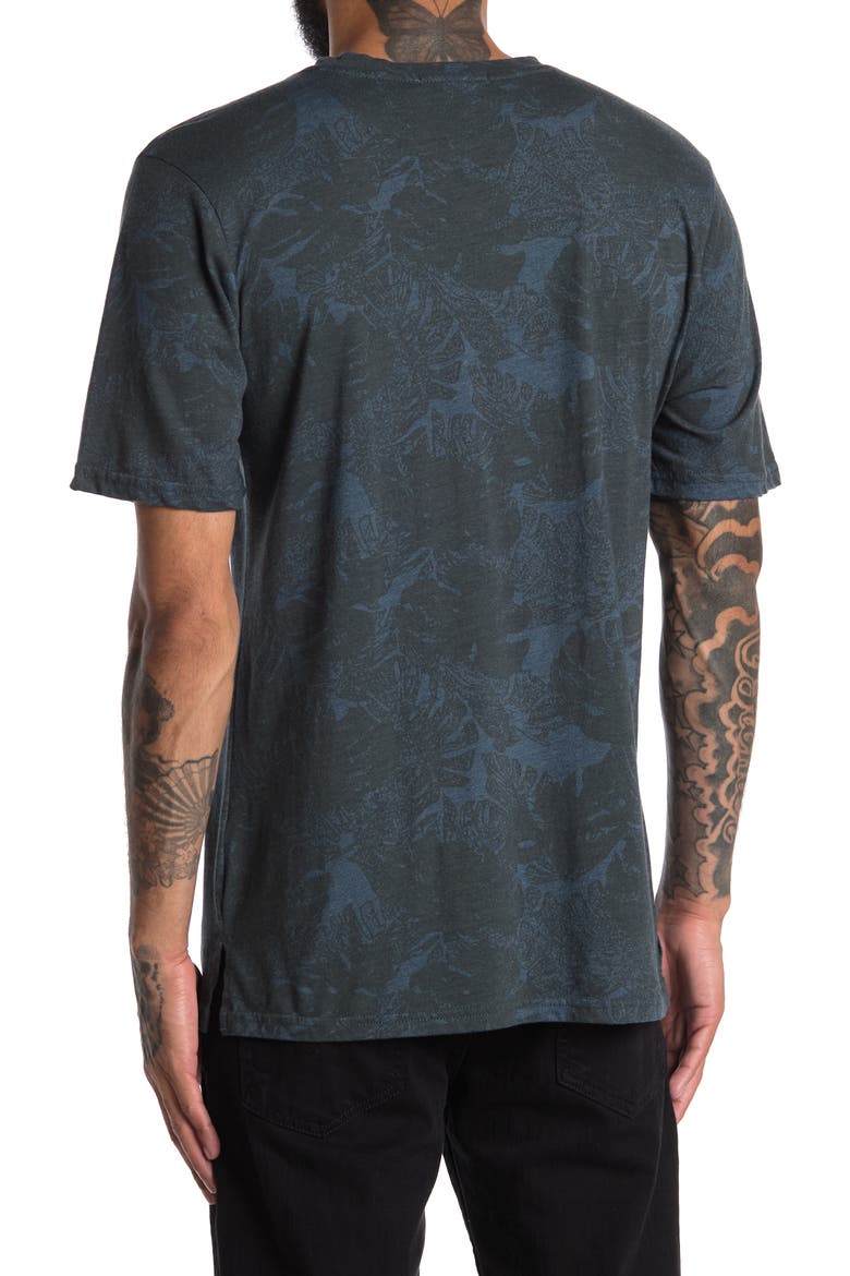 Carbon Palm Print T-Shirt, Alternate, color, SKIPPER MONSTERA CREW TEE