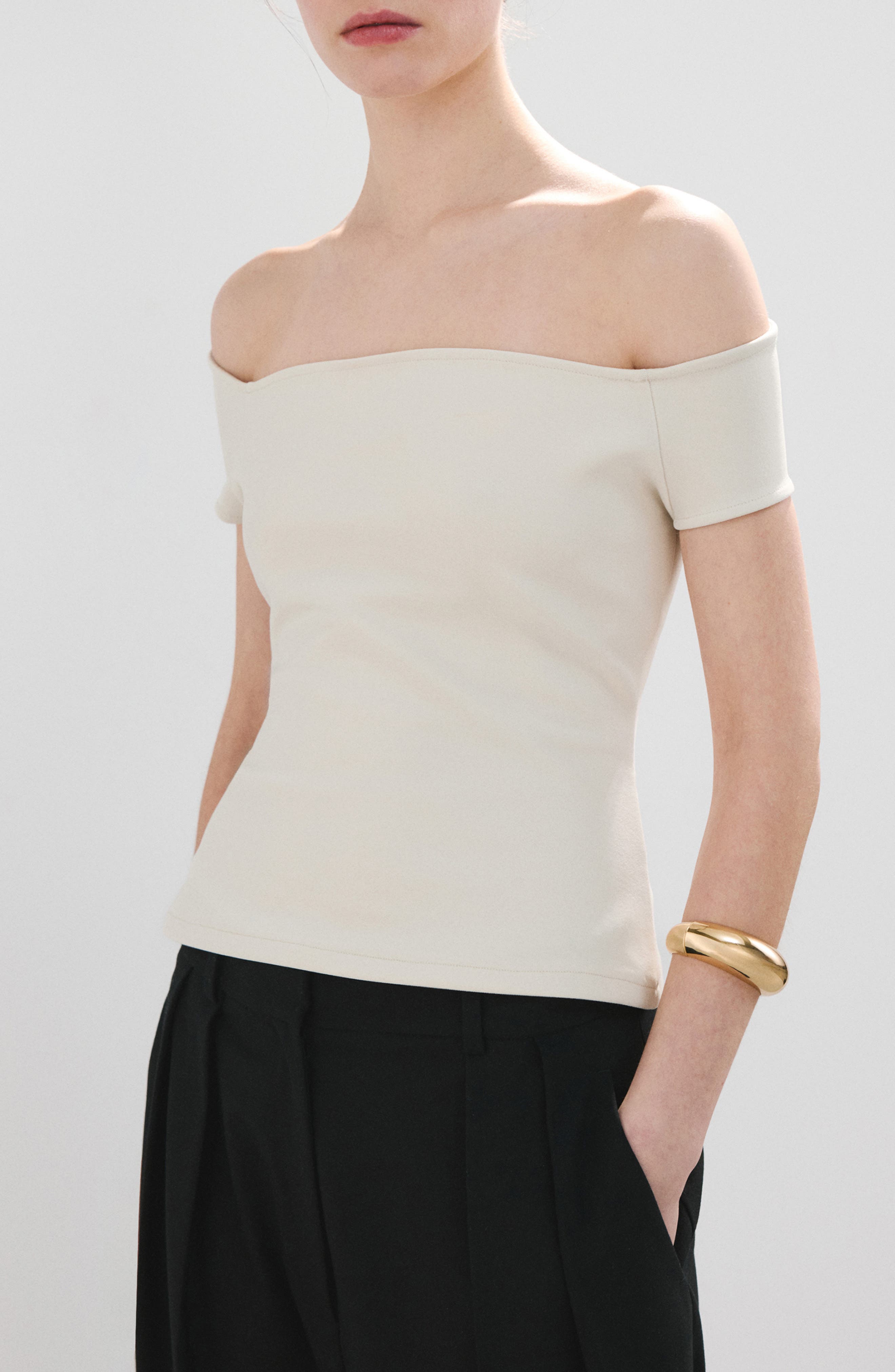 Off the Shoulder Fitted Top