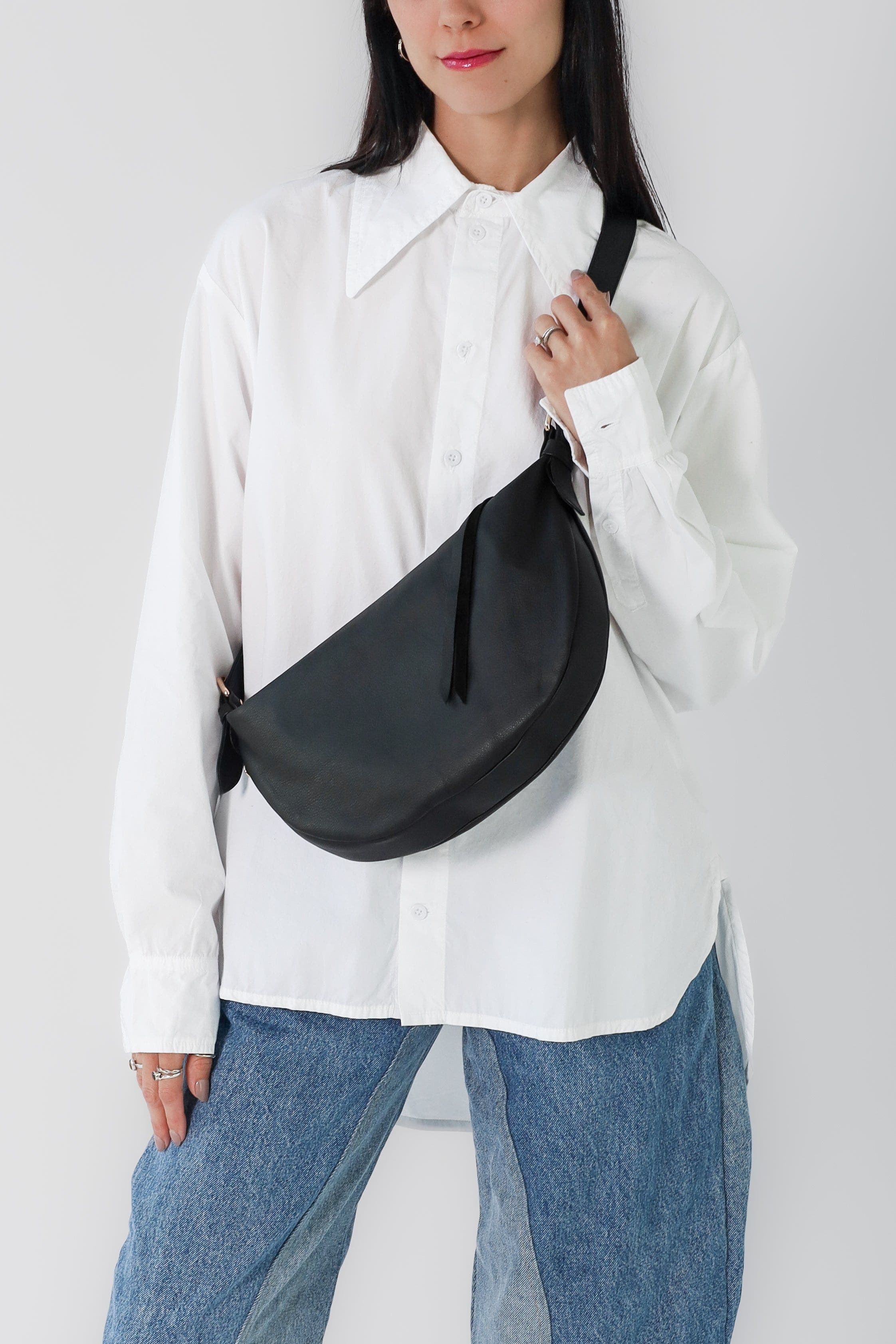 TAH Nova Sling Bag, Alternate, color, Black