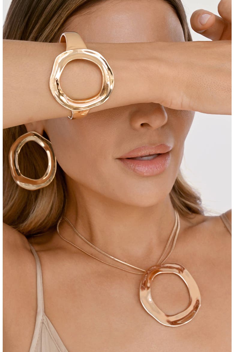 Open Circle Cuff Bracelet, Alternate, color, GOLD