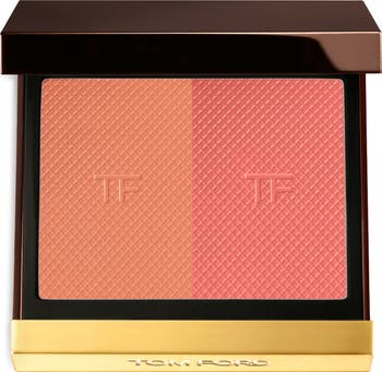 チーク TOM FORD SHADE AND ILLUMINATE BLUSH 02 fa30a8cf-6bc5-4cf0-b4f1-