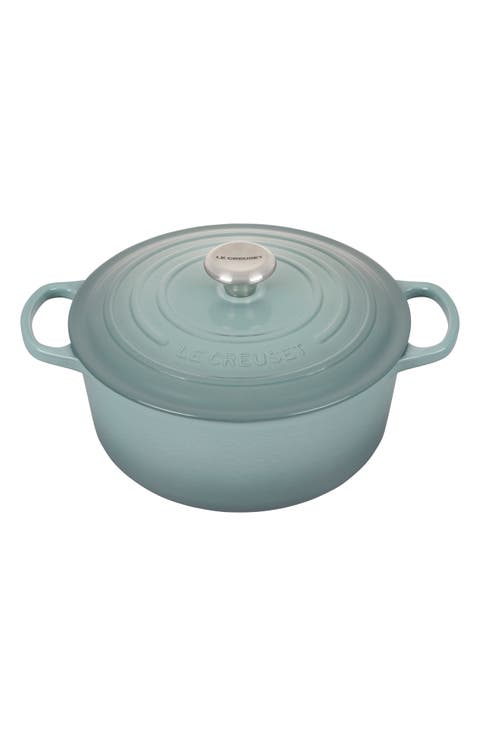 Signature 5.5-Quart Round Enamel Cast Iron French/Dutch Oven