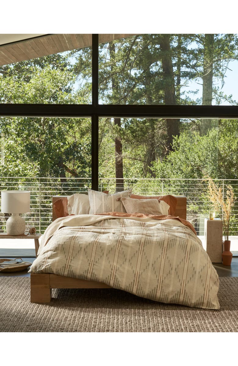 Coyuchi Morelia Jacquard Organic Cotton Duvet Cover, Alternate, color, Harvest