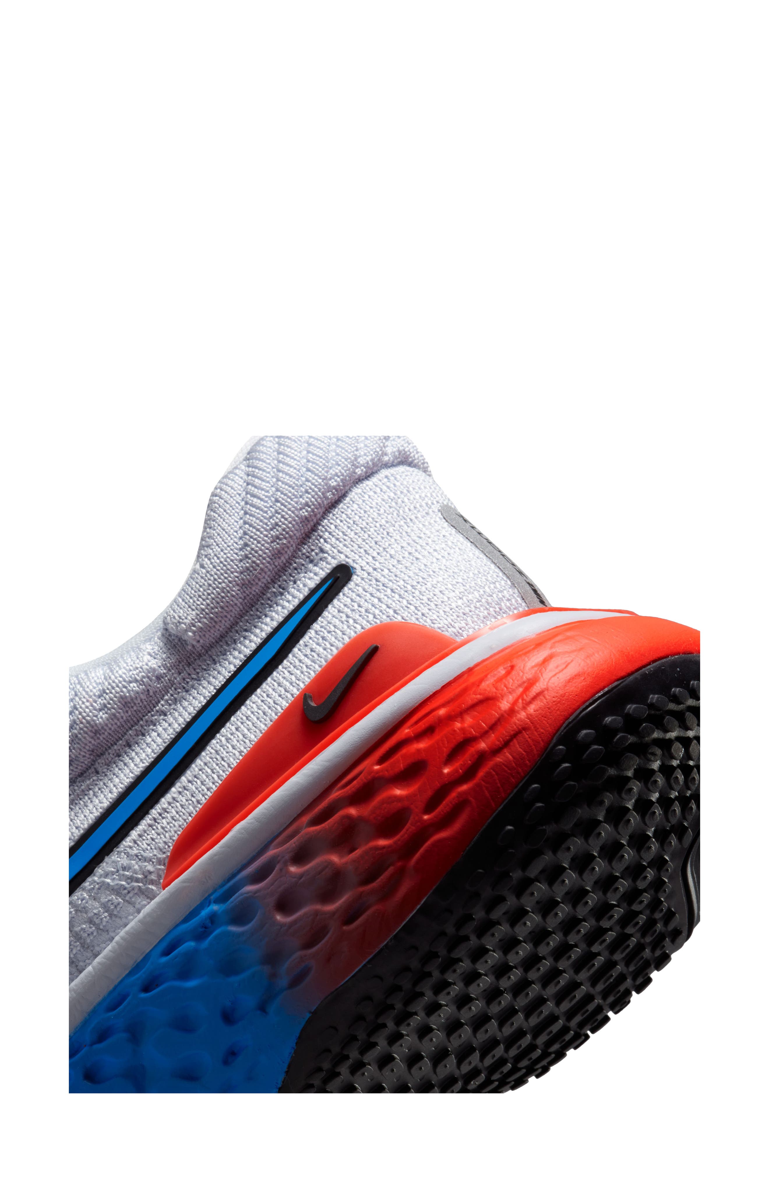 Nike ZoomX Invincible Run Flyknit 2 Running Shoe, Alternate, color, 
