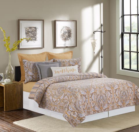 Shay Damask Quilt Set Bedding Collection