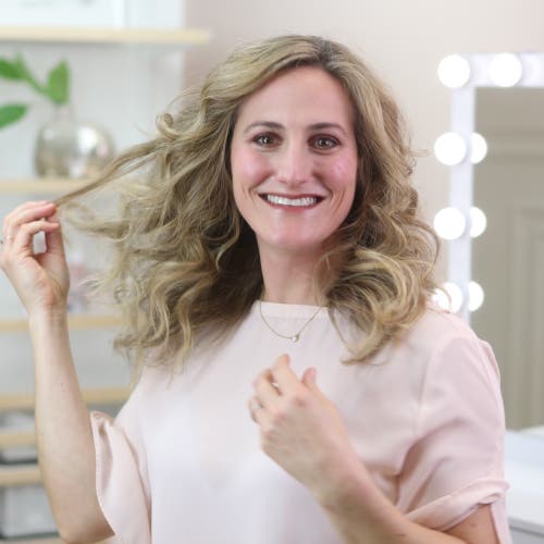 Calista Embellish Flex Spray