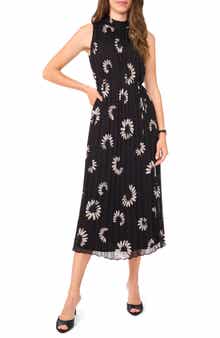 Halogen® Daisy Print Sleeveless Pleated Maxi Dress