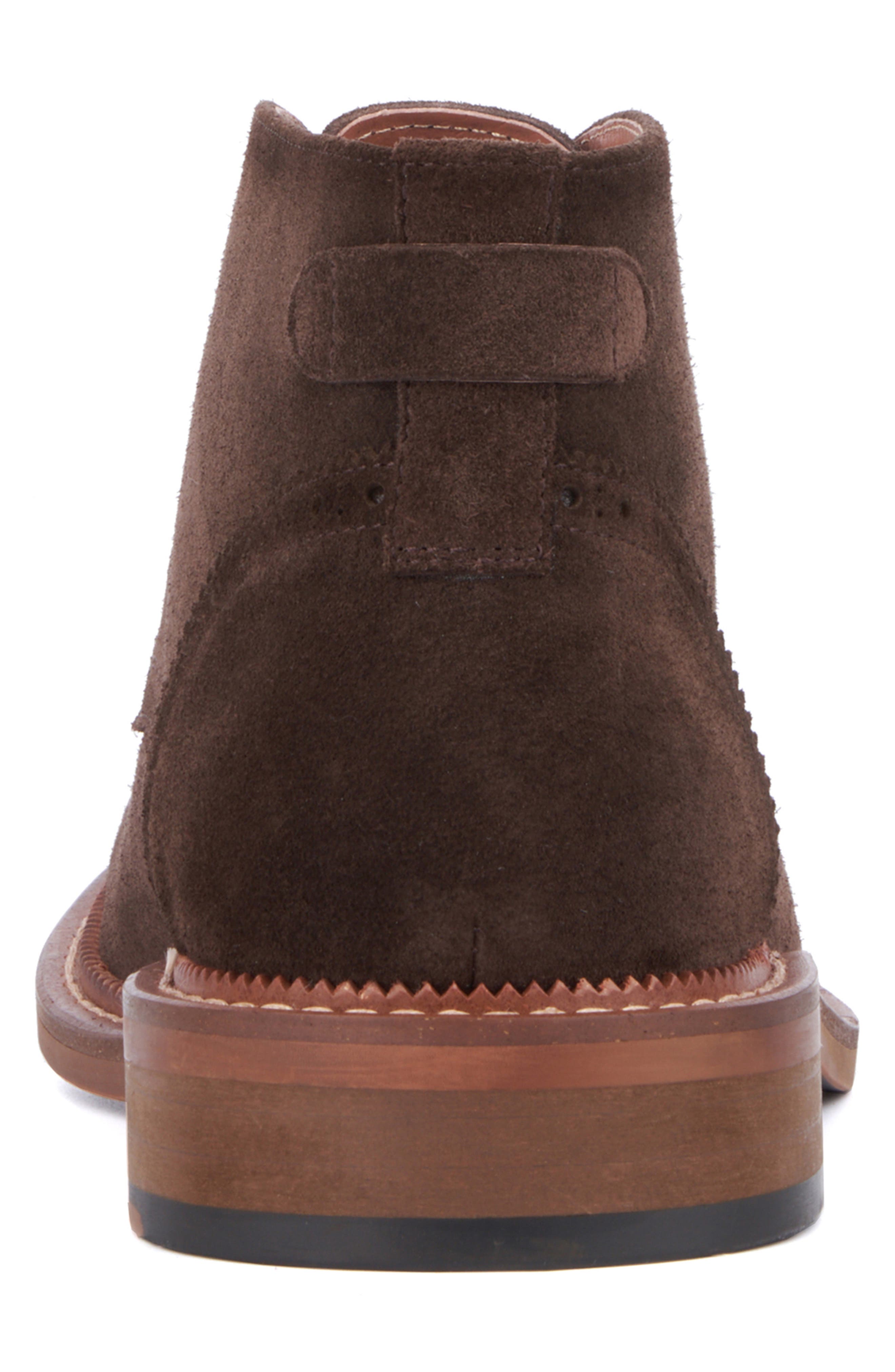 VINTAGE FOUNDRY Milton Chukka Boot, Alternate, color, Brown