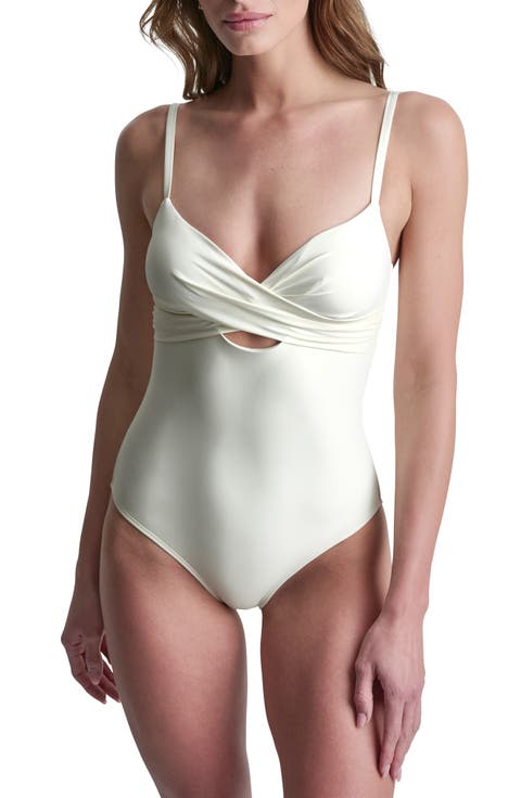 Keyhole Twist One-Piece Swimsuit