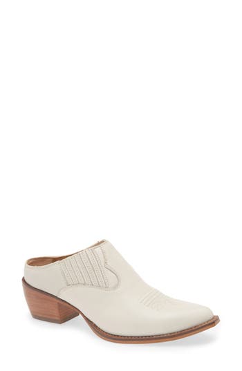 Frye Sacha Mule In White