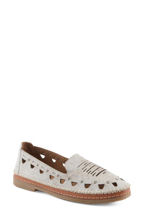 Anoura Flat Loafer