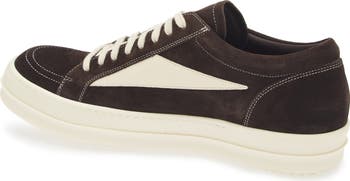 Sneaks Sneaker