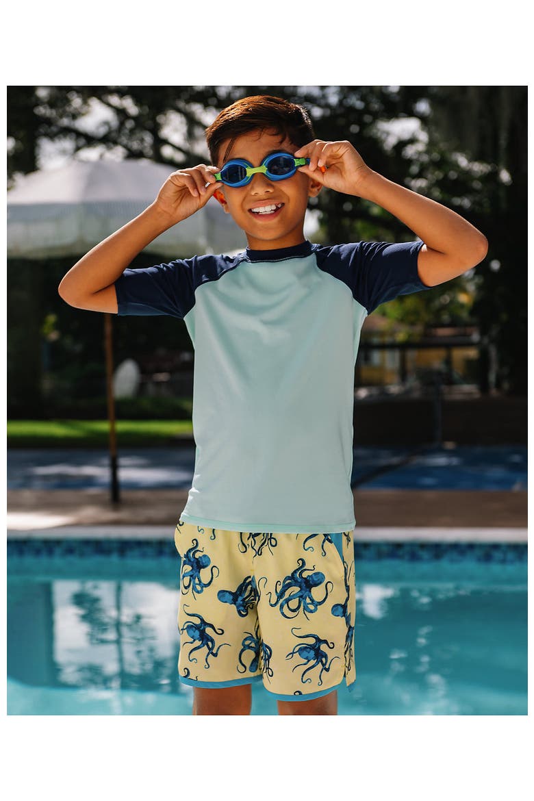 Boys Short Sleeve UPF 50 Sun Protection Rash Guard, Alternate, color, Beach Glass Blue