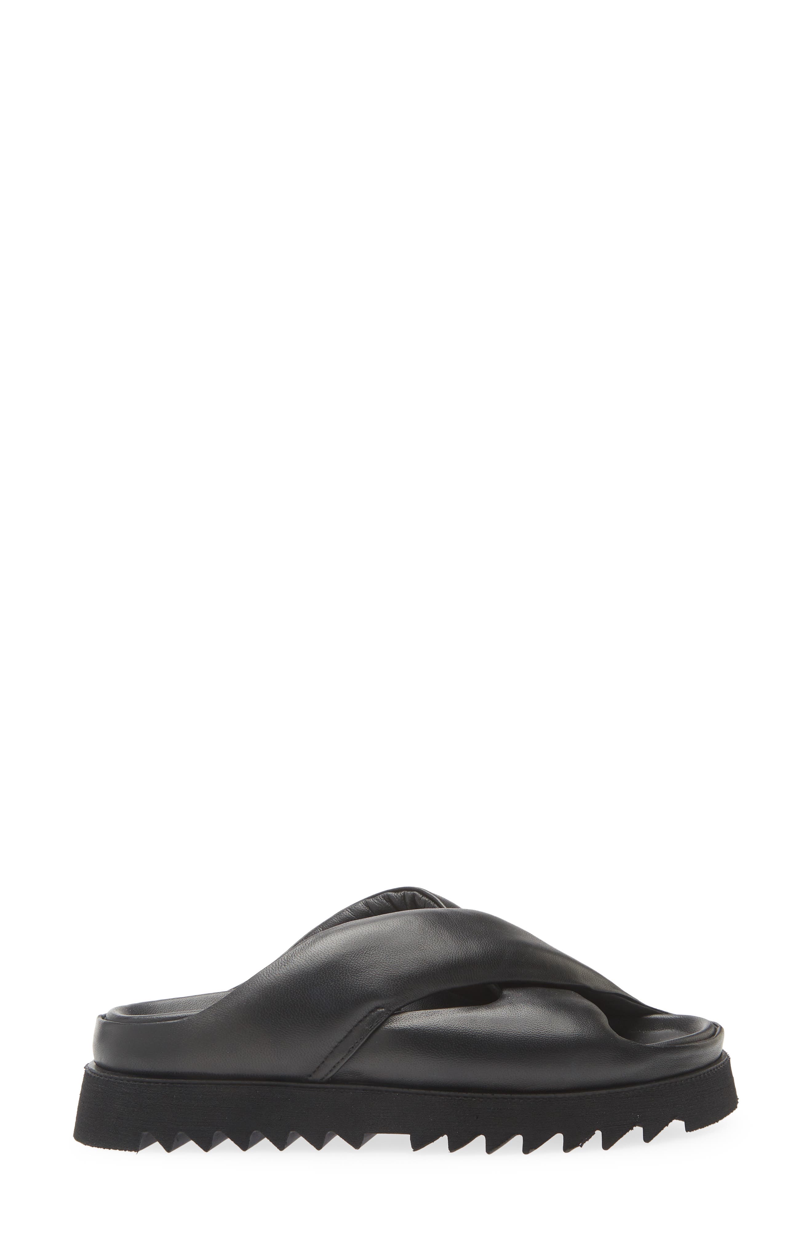 La Canadienne Brittney Slide Sandal, Alternate, color, Black